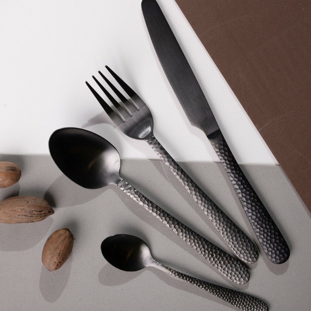 Set de Cubiertos Martele - Black Matte x 16 pzas.